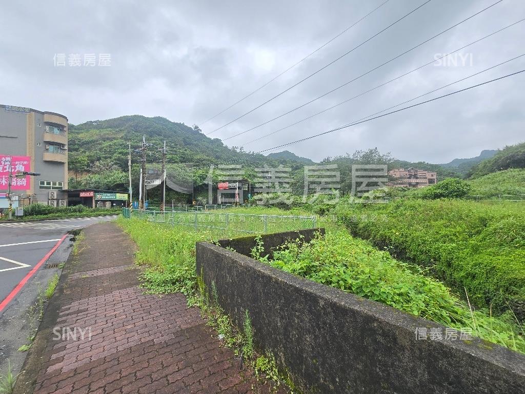 角邊稀有顯眼瑞芳土地房屋室內格局與周邊環境