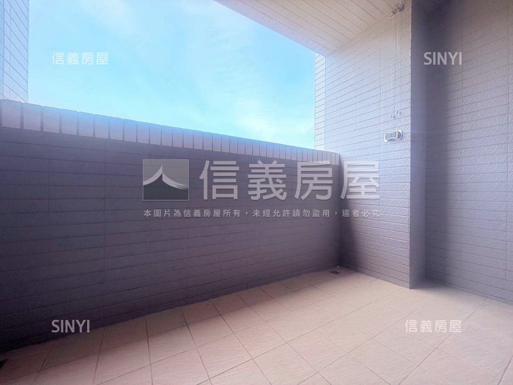 新居落成低總價三房附車位房屋室內格局與周邊環境