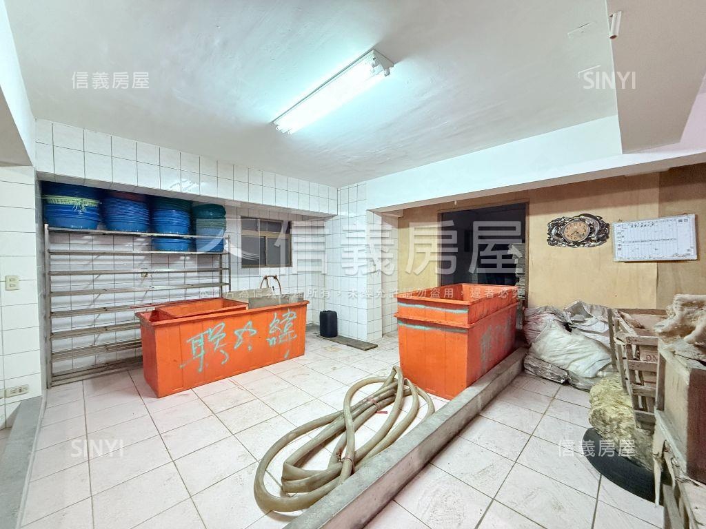新接⭐稀有黃金寬店面房屋室內格局與周邊環境
