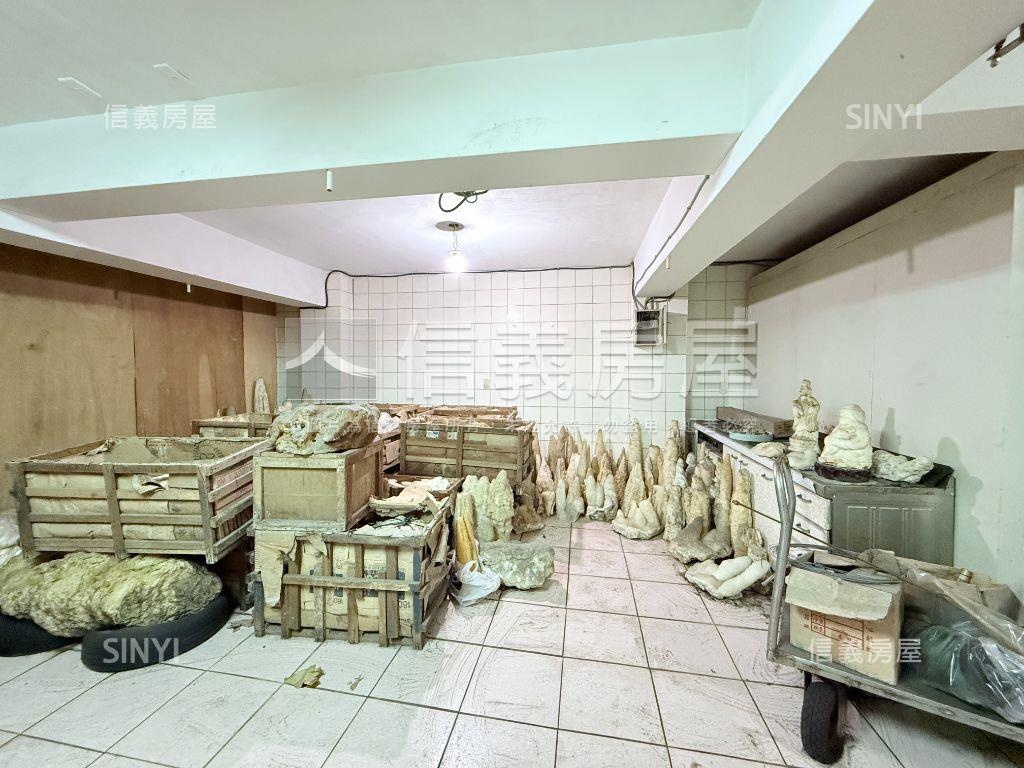 新接⭐稀有黃金寬店面房屋室內格局與周邊環境