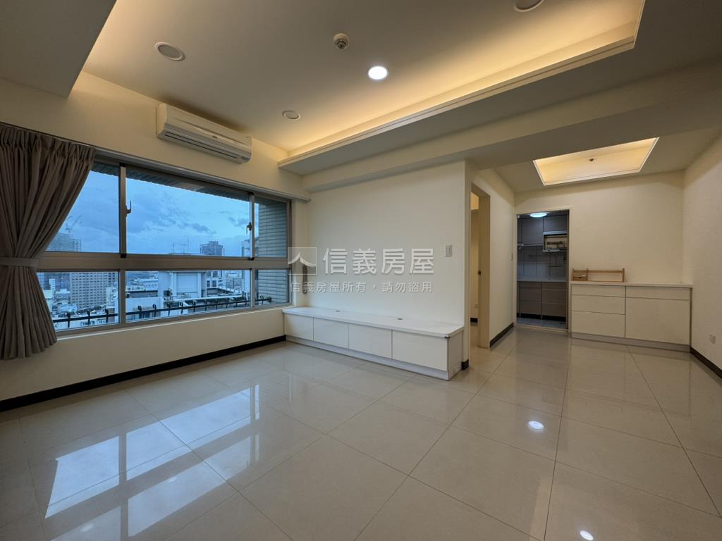 元氣大鎮豪景次高樓房屋室內格局與周邊環境
