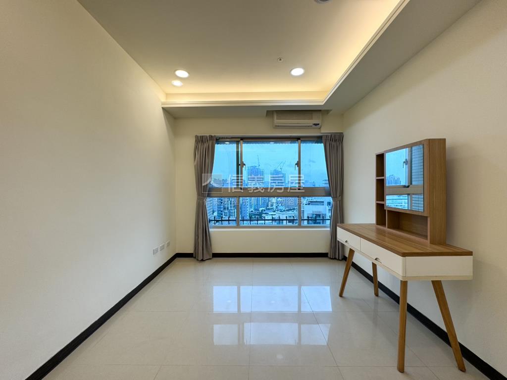 元氣大鎮豪景次高樓房屋室內格局與周邊環境