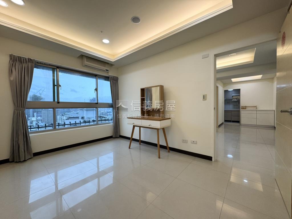 元氣大鎮豪景次高樓房屋室內格局與周邊環境