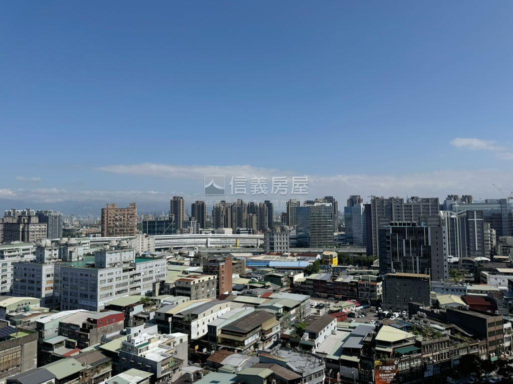元氣大鎮豪景次高樓房屋室內格局與周邊環境
