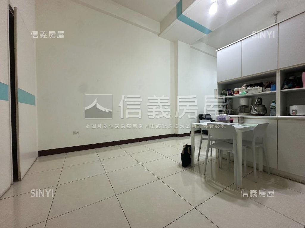 陸橋南路優質店墅房屋室內格局與周邊環境