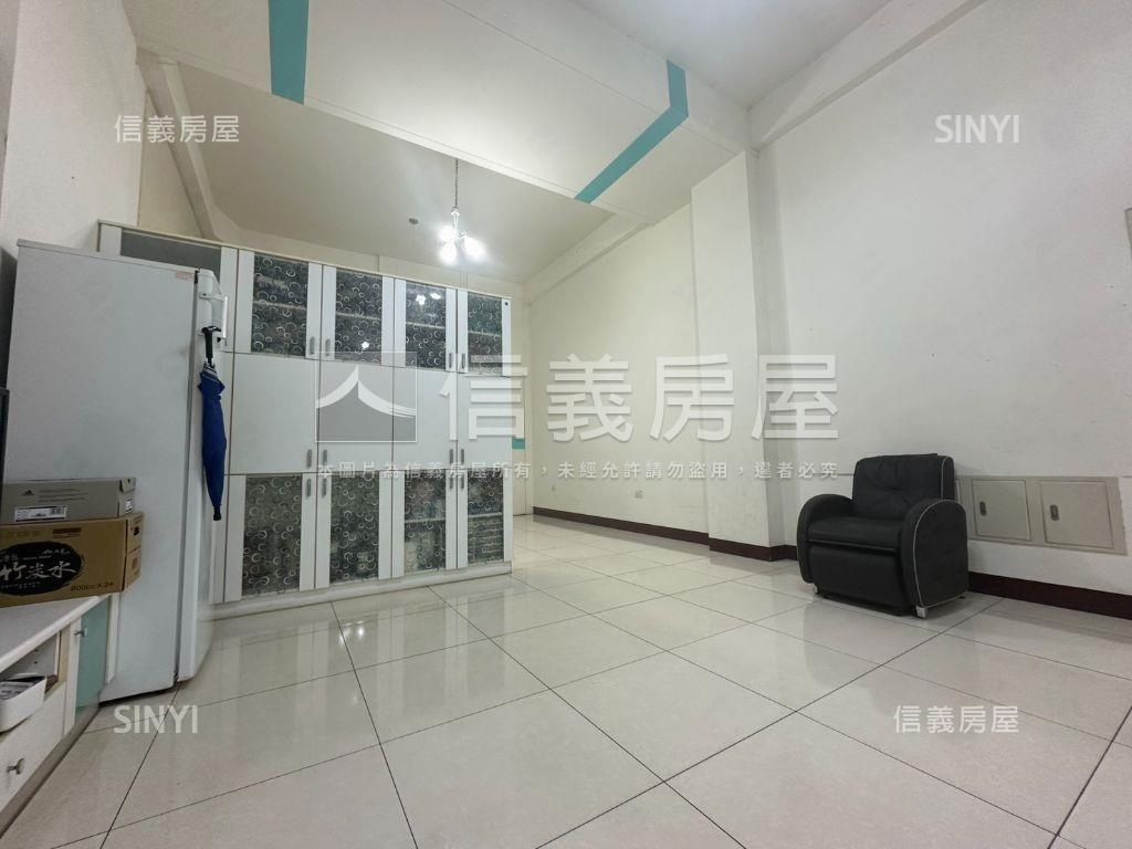 陸橋南路優質店墅房屋室內格局與周邊環境