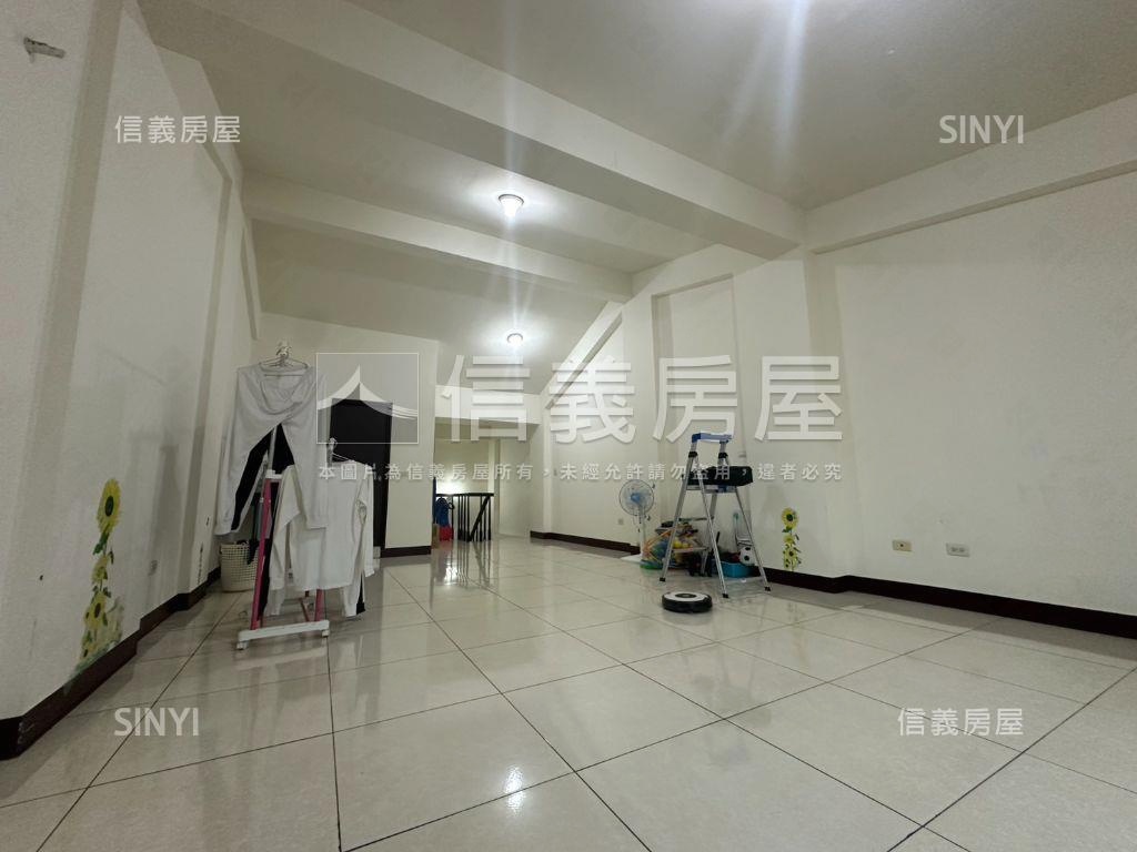 陸橋南路優質店墅房屋室內格局與周邊環境