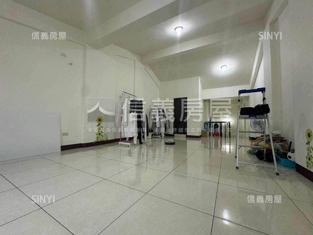 陸橋南路優質店墅房屋室內格局與周邊環境