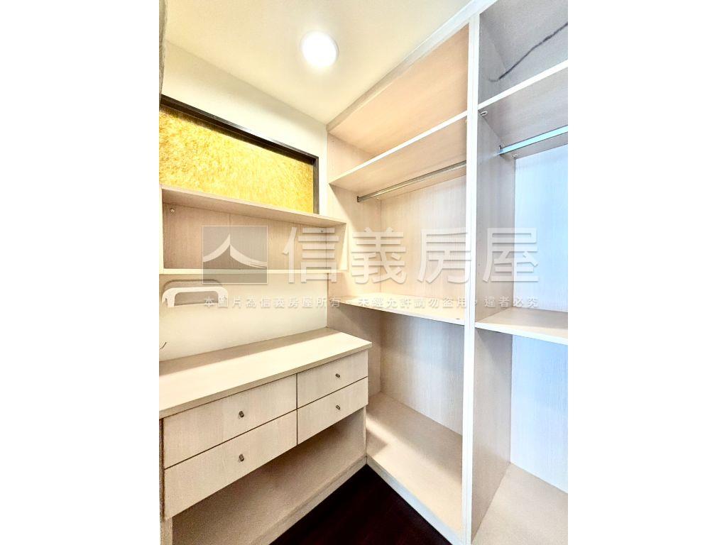 首購超愛暖心小築房屋室內格局與周邊環境