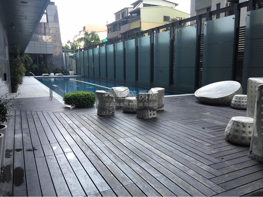 國硯Ａ棟絕美海景三十樓房屋室內格局與周邊環境