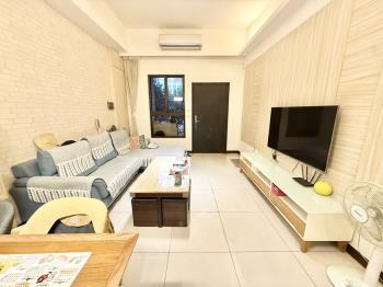 精美挑高庭院三房稀有釋出