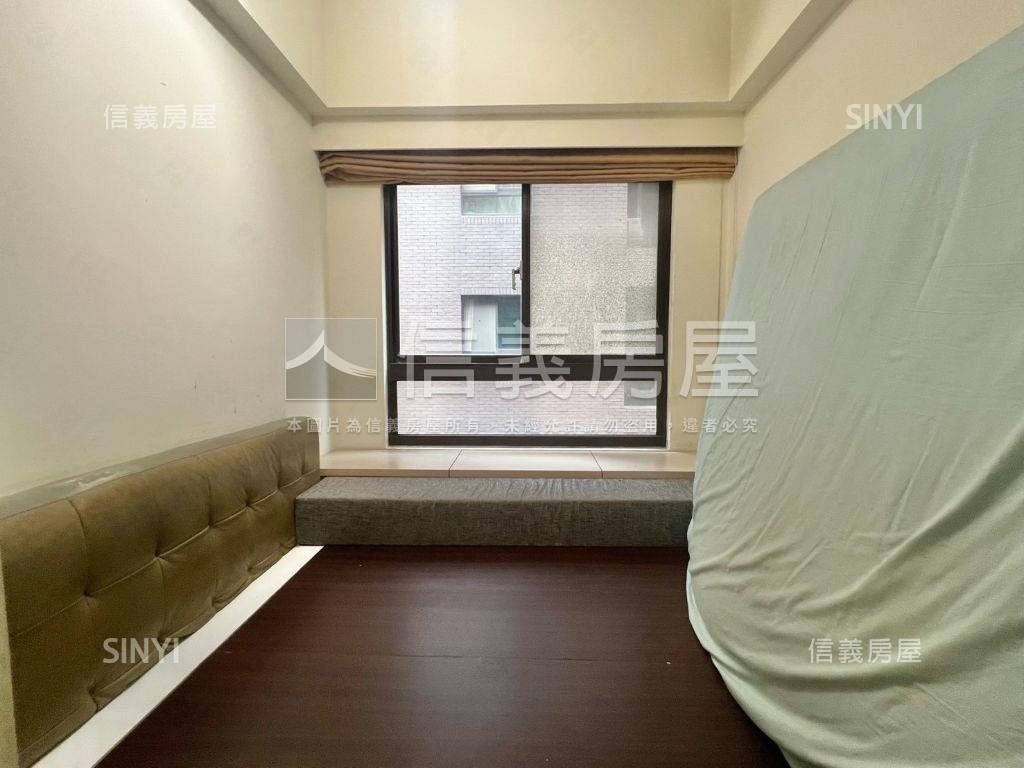 近捷運維也納兩房房屋室內格局與周邊環境