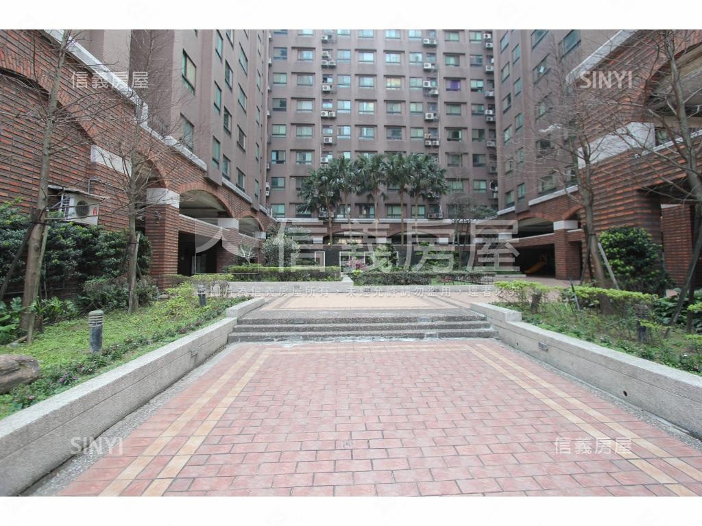 近捷運維也納兩房房屋室內格局與周邊環境