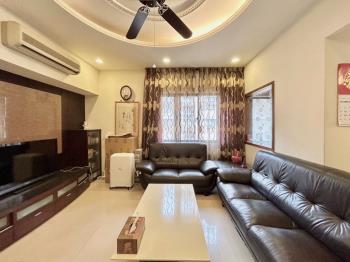 閱讀台大雙車位