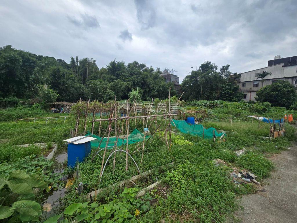 汐止多用途用地房屋室內格局與周邊環境