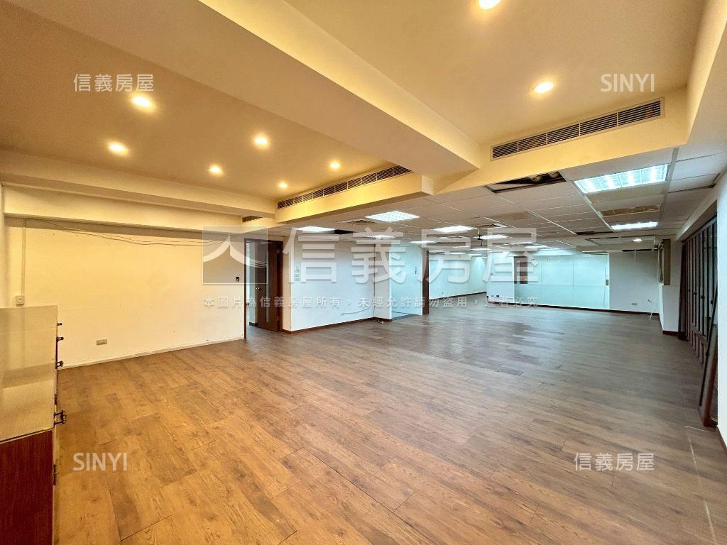 ☆頂溪站電梯２樓大店辦房屋室內格局與周邊環境