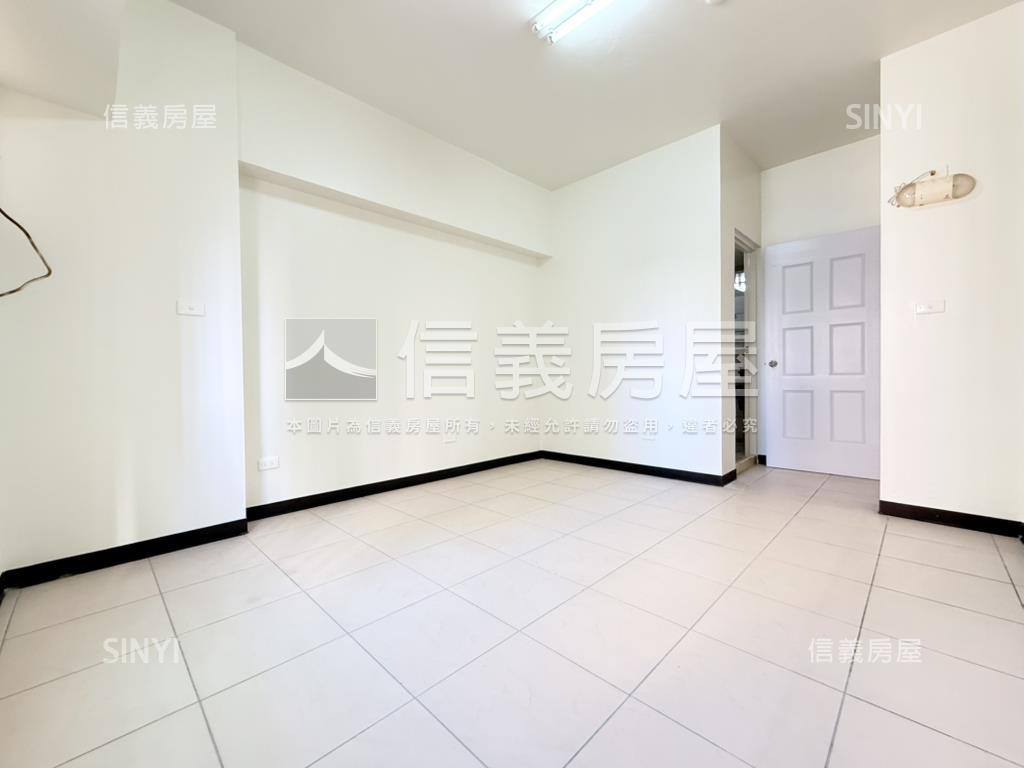 大道新城面中庭三房平車宅房屋室內格局與周邊環境