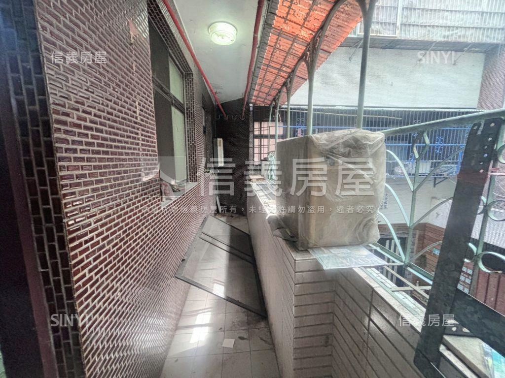 五股國小學區二樓房屋室內格局與周邊環境