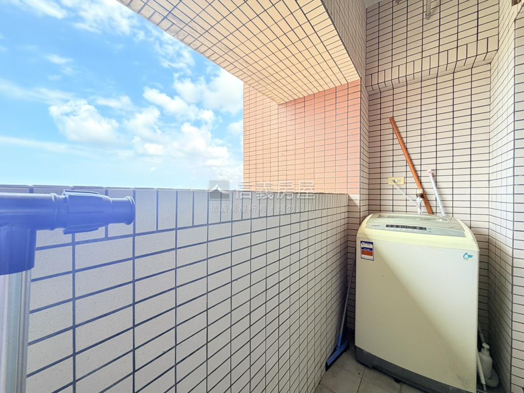 摩天稀有高樓面新市鎮套房房屋室內格局與周邊環境