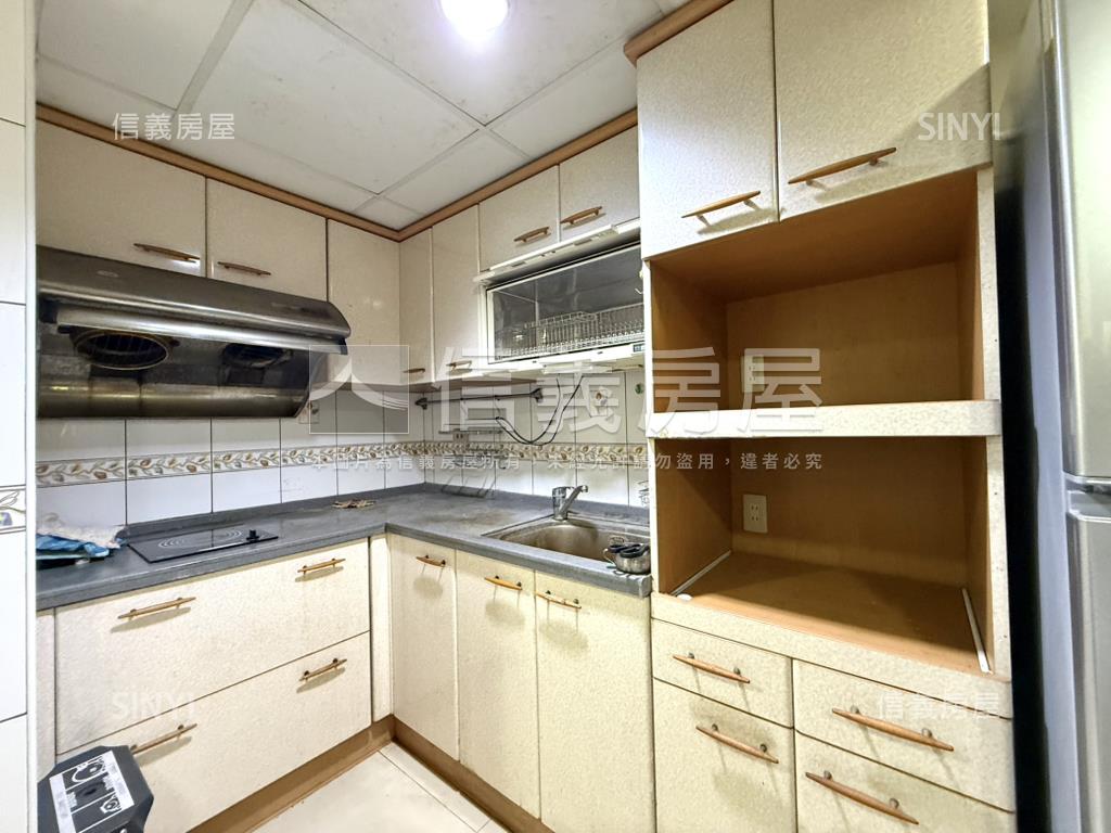 泉之鄉稀有面山景觀兩房房屋室內格局與周邊環境