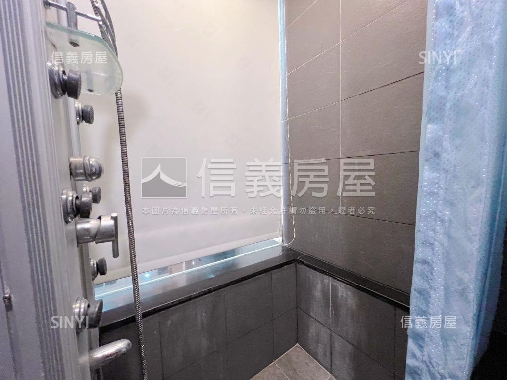 喜來登●挑高精品美妝宅房屋室內格局與周邊環境