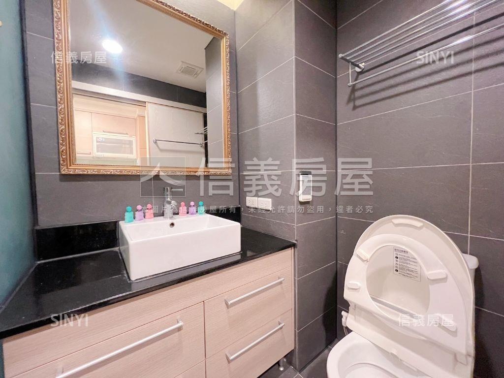 喜來登●挑高精品美妝宅房屋室內格局與周邊環境