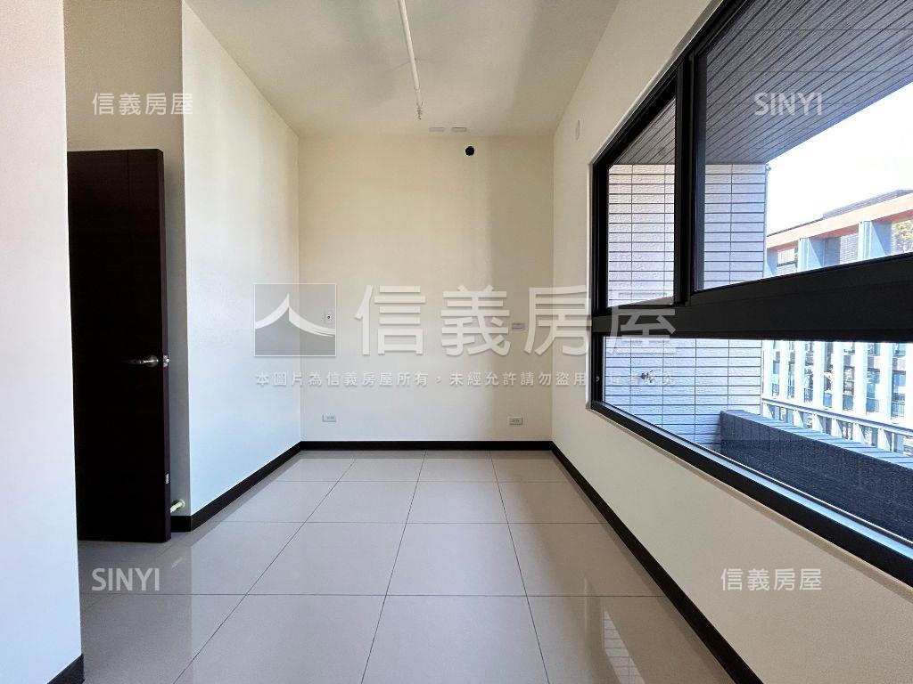 安美城心兩房房屋室內格局與周邊環境