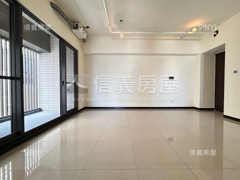 安美城心兩房房屋室內格局與周邊環境