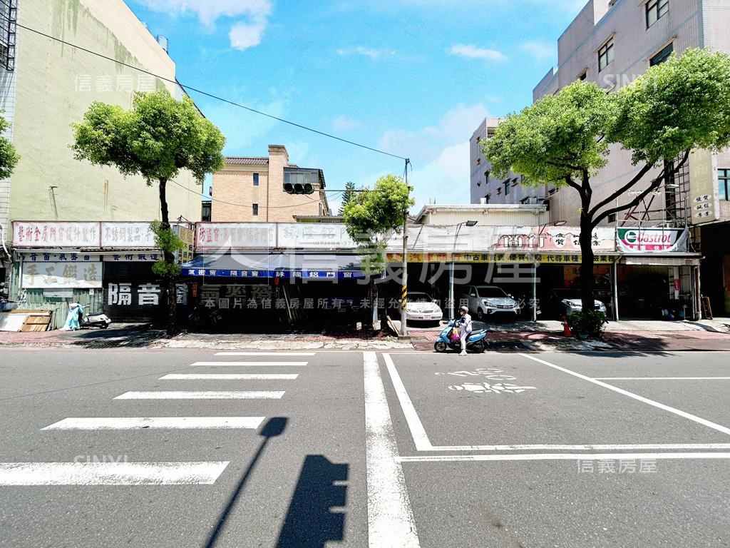鼎山正街面寬大地坪可店面房屋室內格局與周邊環境