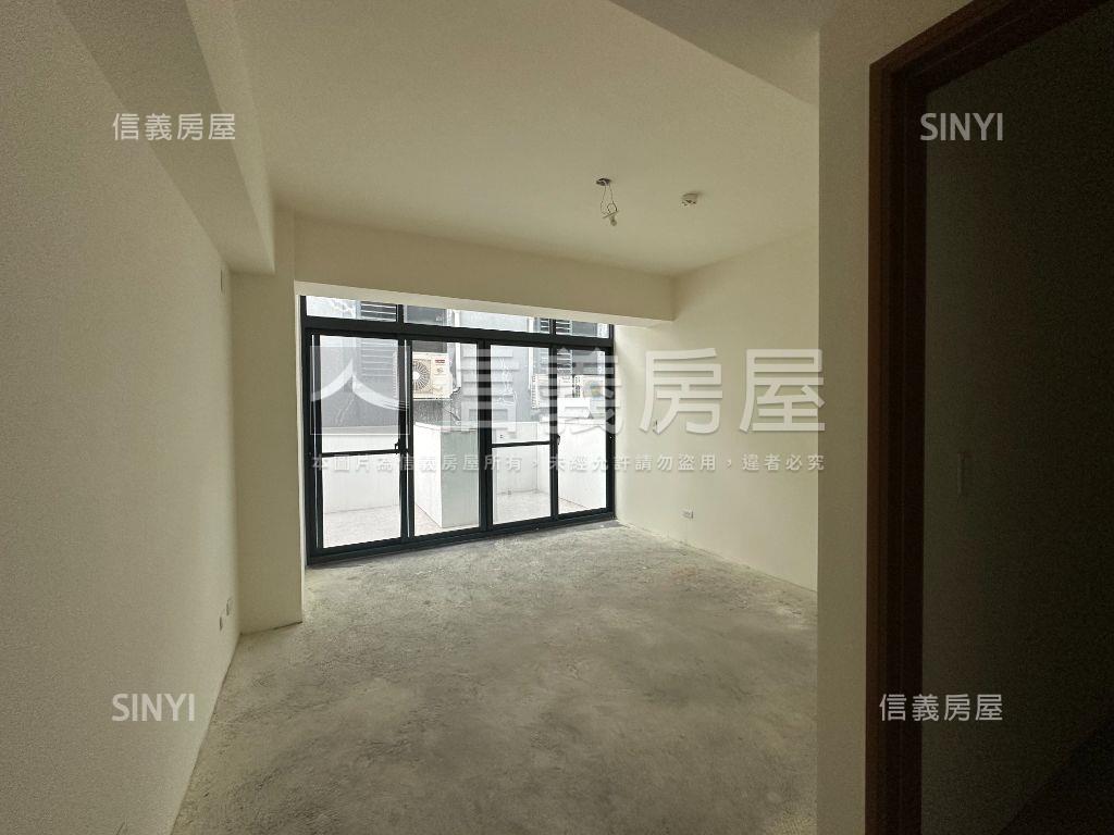 烏日全新透天！房屋室內格局與周邊環境