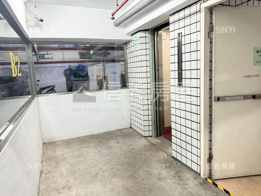 稀有星雲雅苑ＡＩＴ高樓房屋室內格局與周邊環境