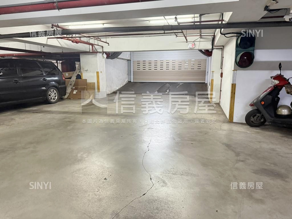 稀有星雲雅苑ＡＩＴ高樓房屋室內格局與周邊環境
