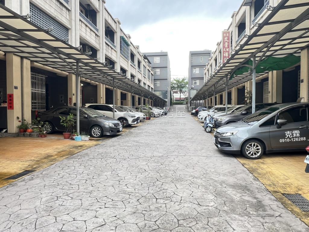 近快官帝景四房美墅房屋室內格局與周邊環境
