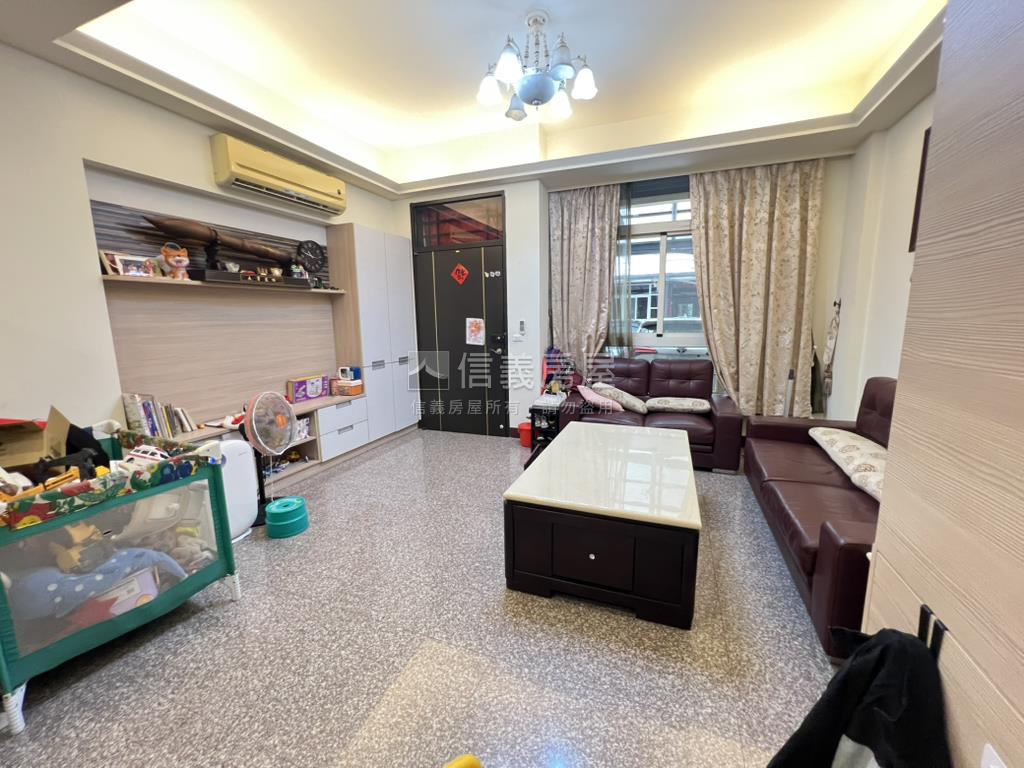 近快官帝景四房美墅房屋室內格局與周邊環境