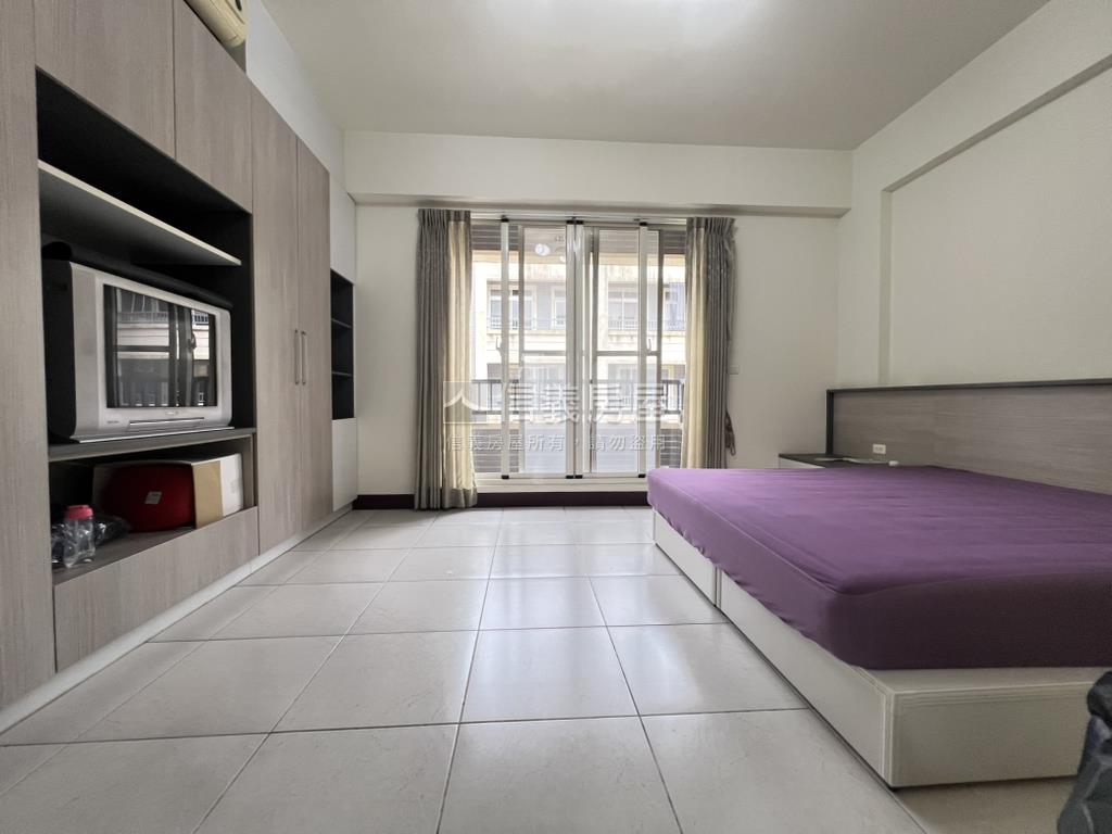 近快官帝景四房美墅房屋室內格局與周邊環境