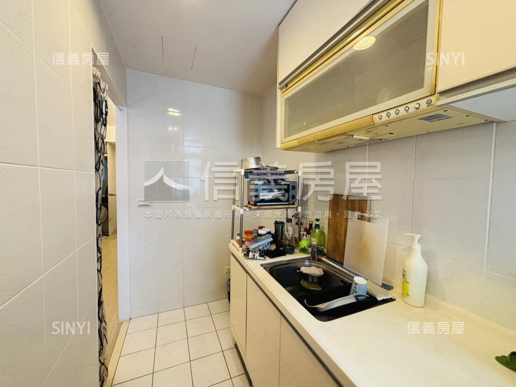 近捷運稀有兩房低總價美寓房屋室內格局與周邊環境