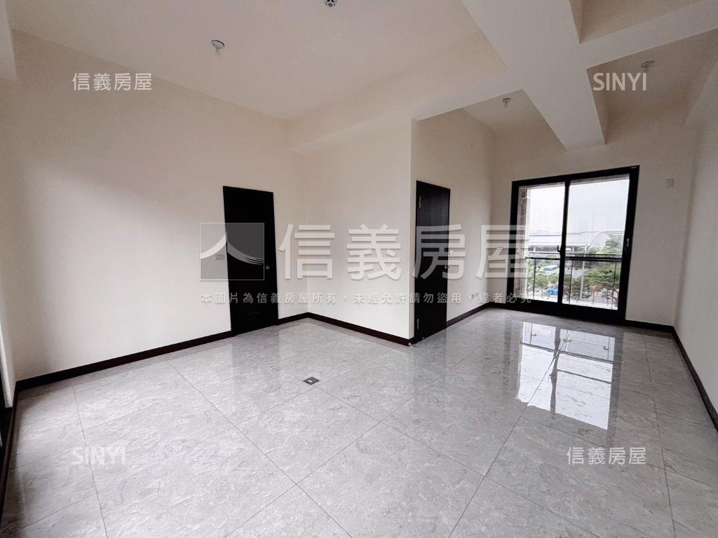 史博館第一排全新雙車墅房屋室內格局與周邊環境