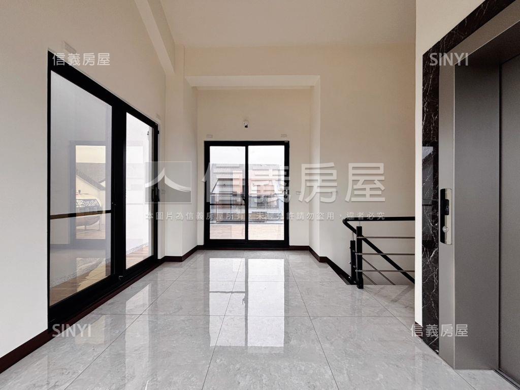 史博館第一排全新雙車墅房屋室內格局與周邊環境