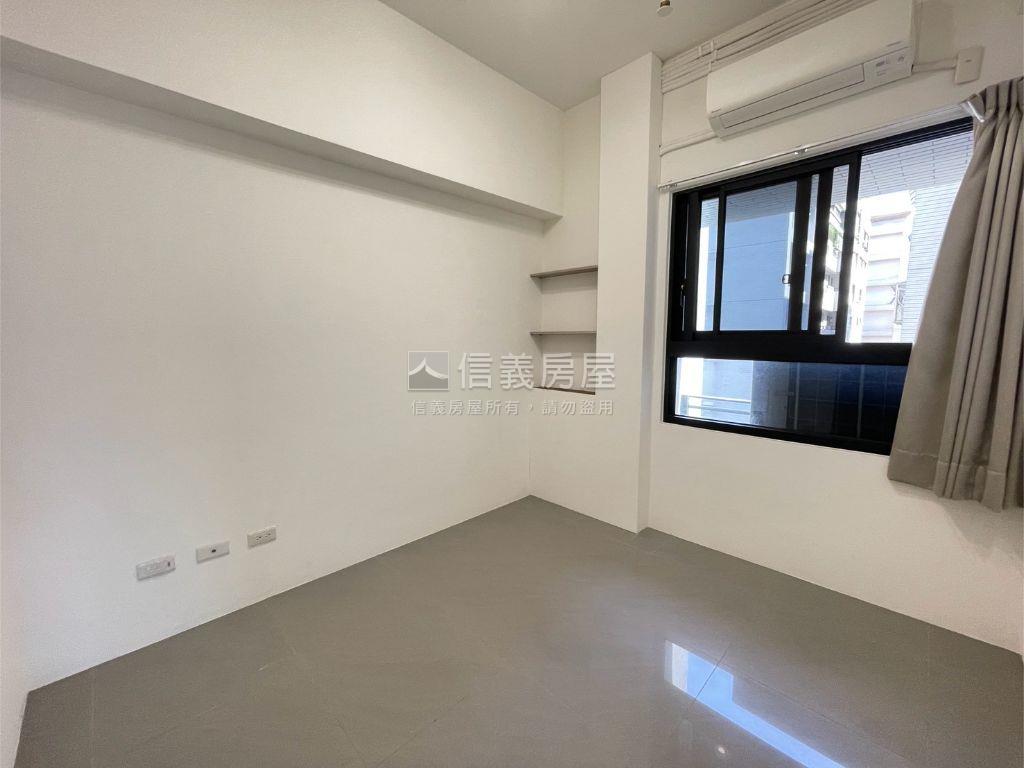 Ｍ＋輕奢三房車位房屋室內格局與周邊環境