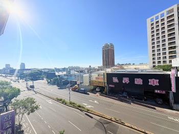 正和緯路金店面