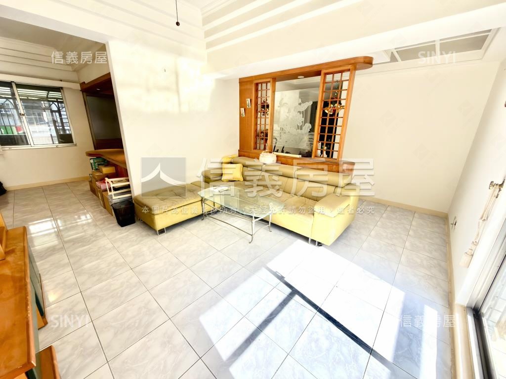 方正４房●綠野鴻福美麗宅房屋室內格局與周邊環境