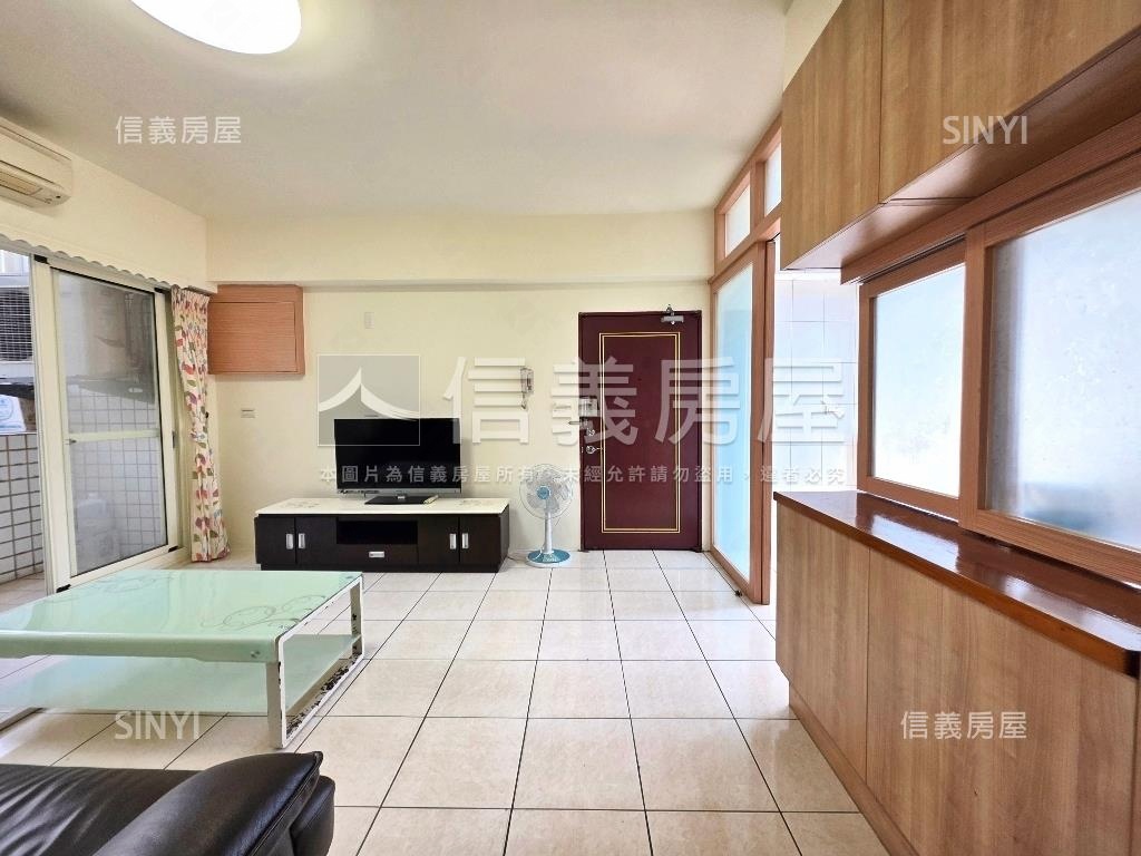 近竹中站次頂美三房附車位房屋室內格局與周邊環境