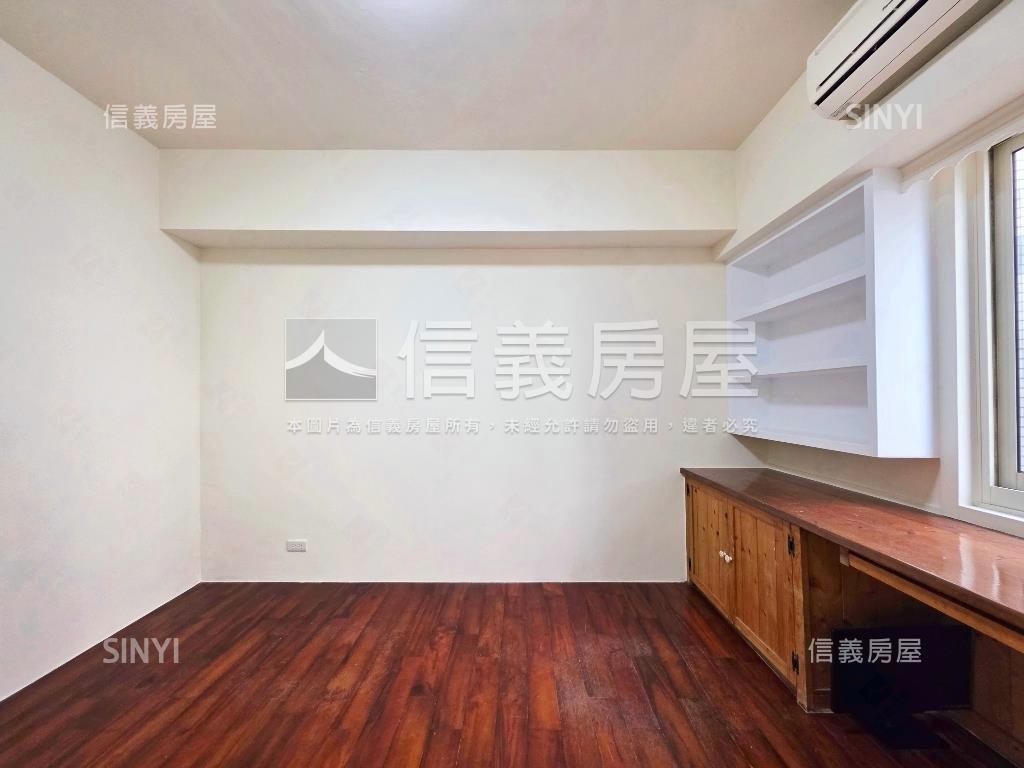 近竹中站次頂美三房附車位房屋室內格局與周邊環境