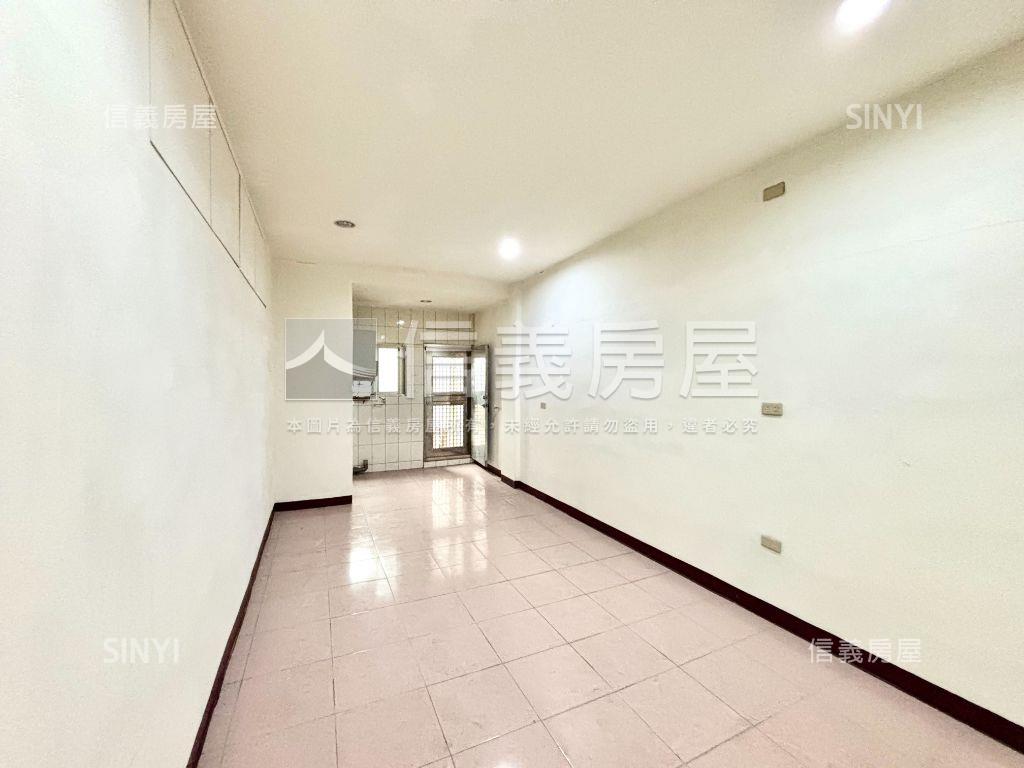 鬧中取靜！南屯漂亮透天房屋室內格局與周邊環境