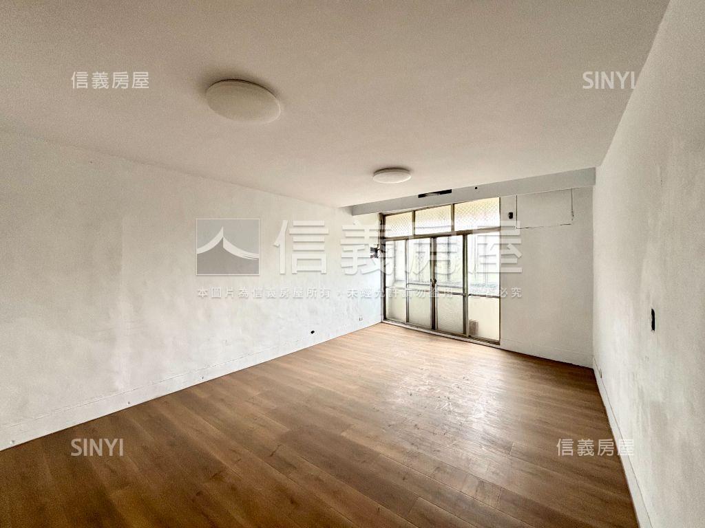 鬧中取靜！南屯漂亮透天房屋室內格局與周邊環境