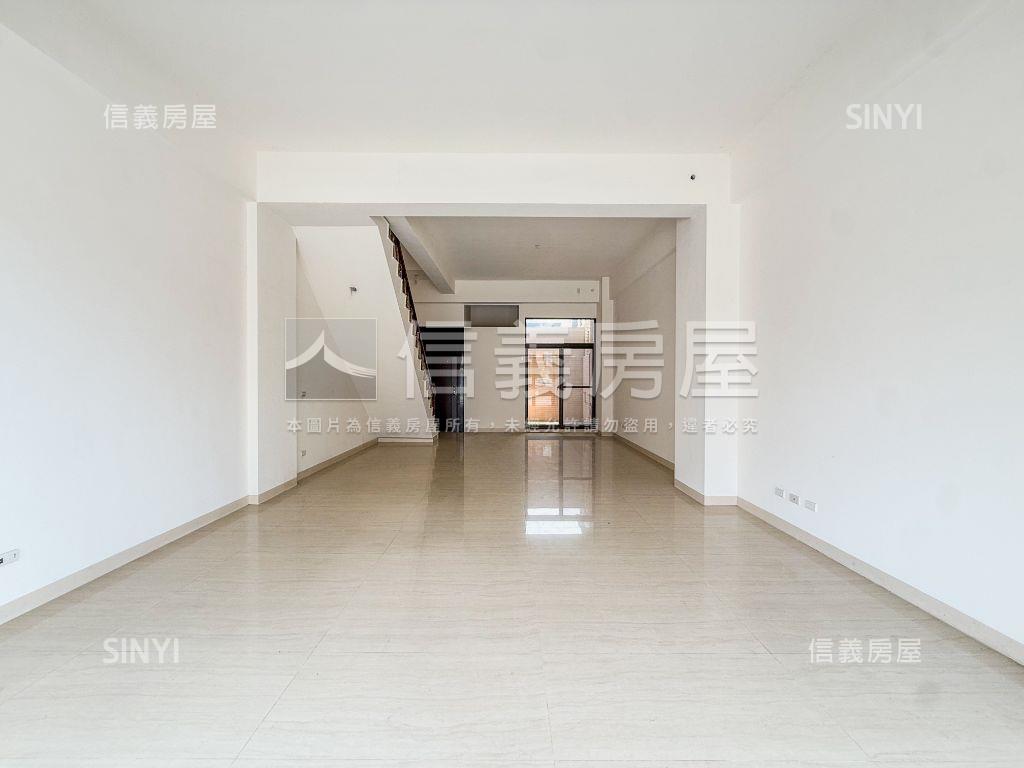 仁雄商圈電梯美透房屋室內格局與周邊環境