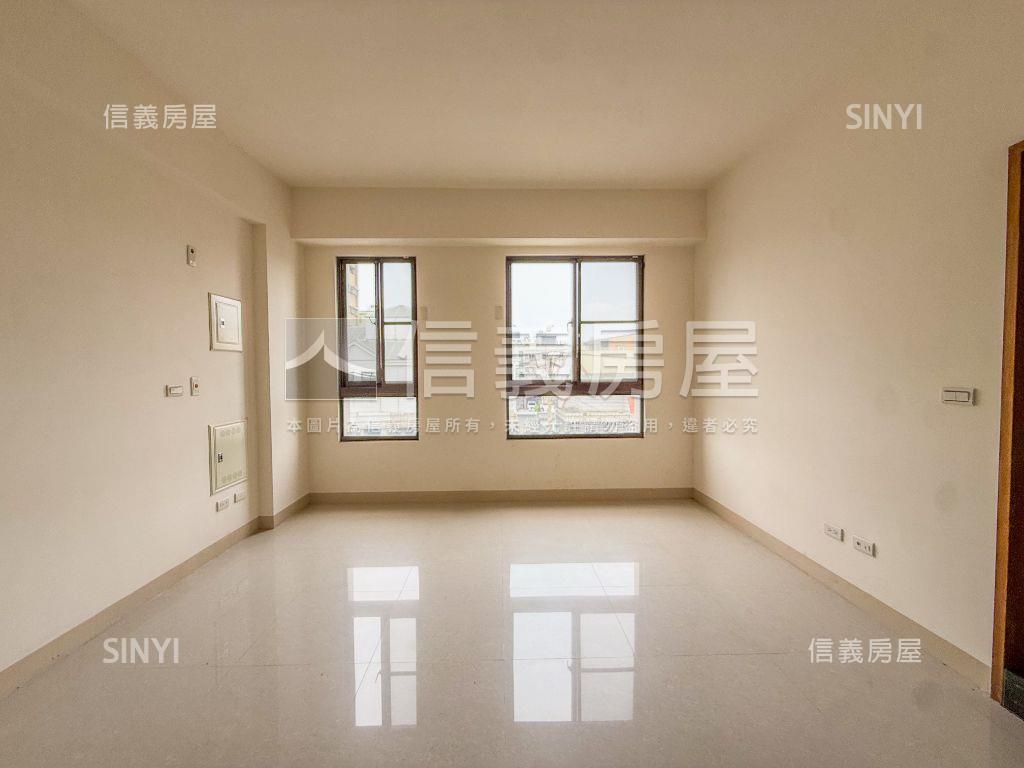 仁雄商圈電梯美透房屋室內格局與周邊環境