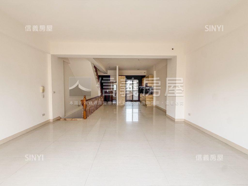 仁雄商圈電梯美透房屋室內格局與周邊環境