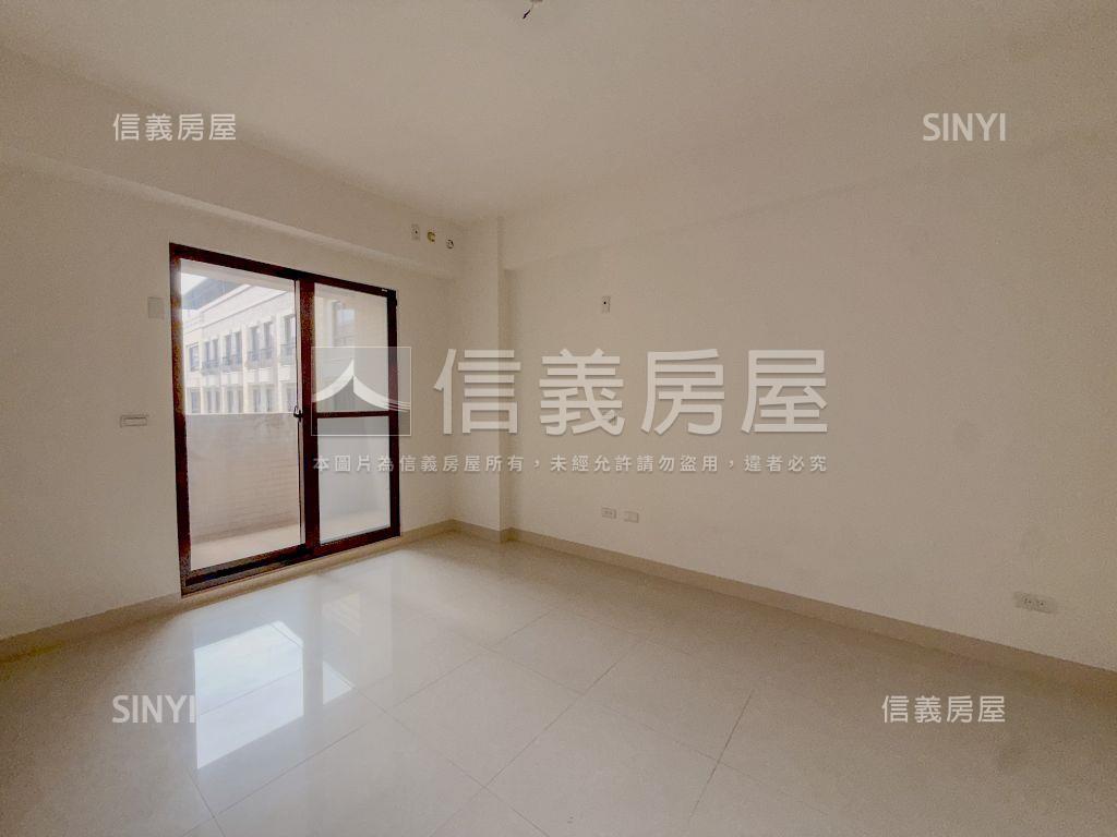 仁雄商圈電梯美透房屋室內格局與周邊環境