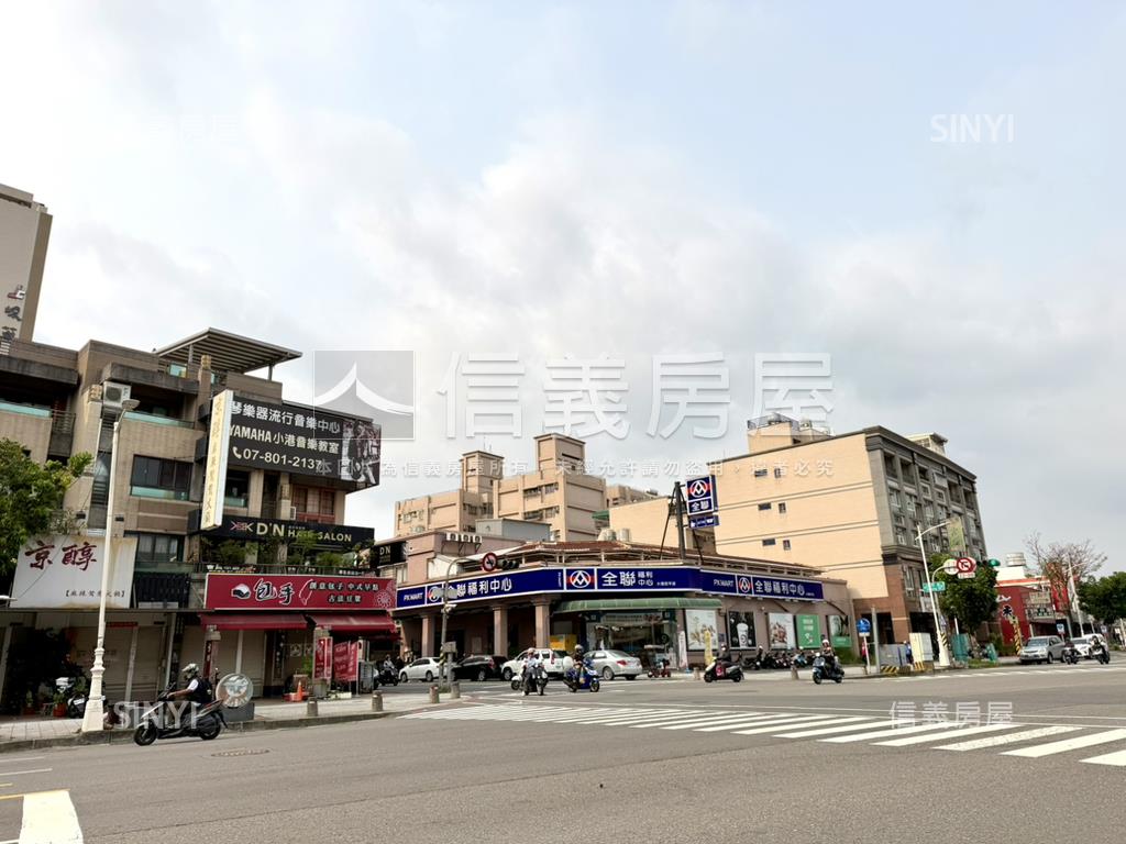 峻葳童年‧首選２房車位房屋室內格局與周邊環境